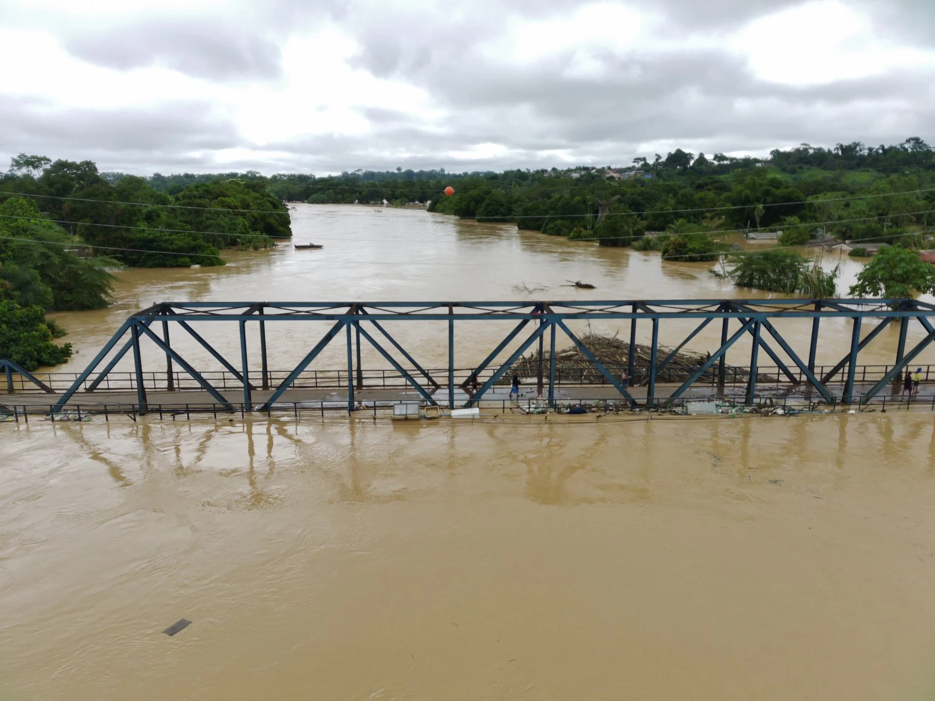 brasileia-ponte-enchente
