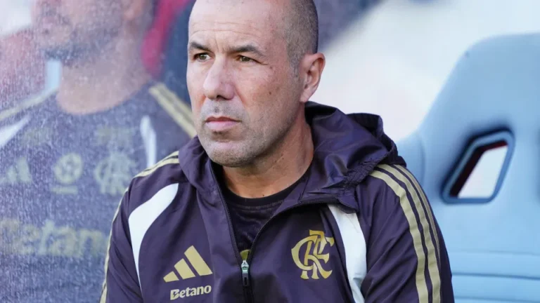 Flamengo vê duelo na zaga acirrar e Jardim avalia estratégia para setor
