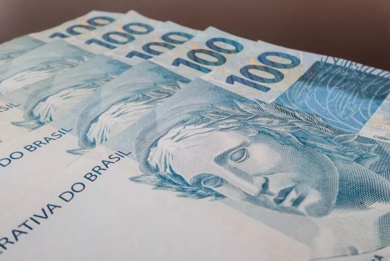 governo-confirma-aumento-do-salario-minimo-em-2026;-saiba-o-valor