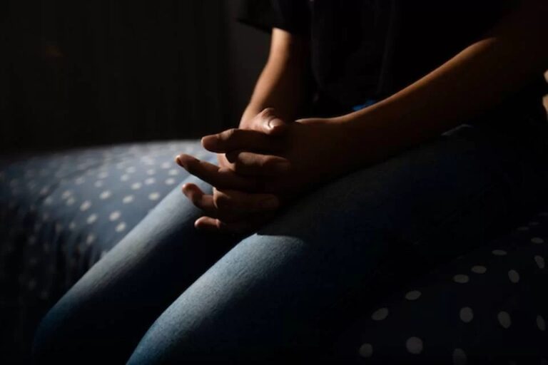 a pena prevista para o estupro de vulnerável na forma básica é de 8 a 15 anos de reclusão.