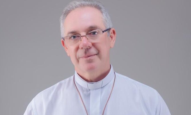 Bispo do Amazonas assume administração da Diocese de Rio Branco; conheça