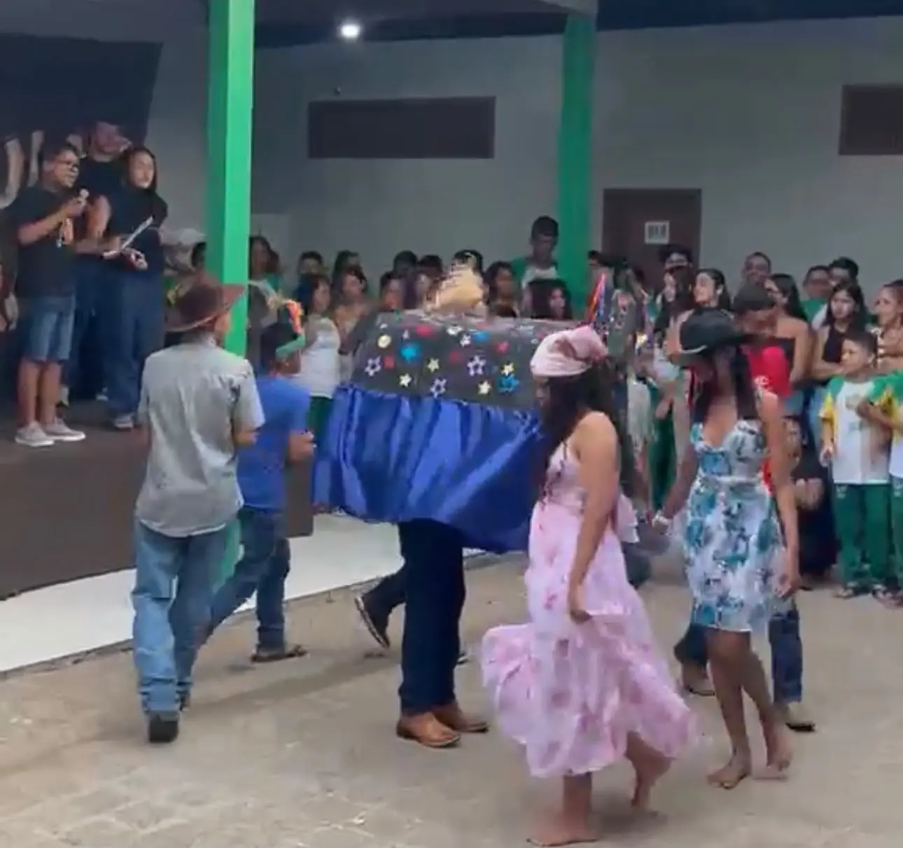 Escola de Sena promove projeto sobre Cultura Popular Brasileira