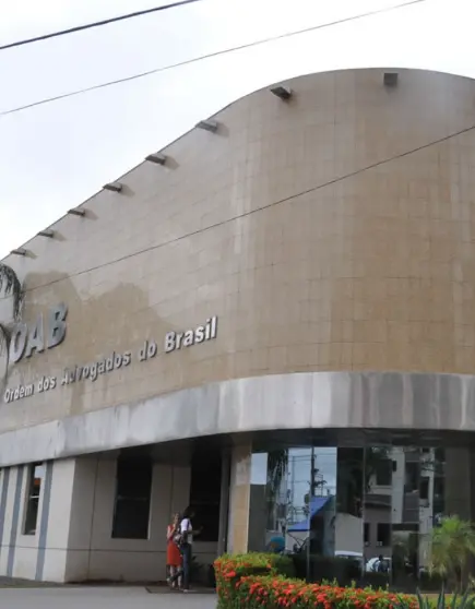 OAB apura denúncia contra estagiária suspeita de atuar como advogada em Rondônia