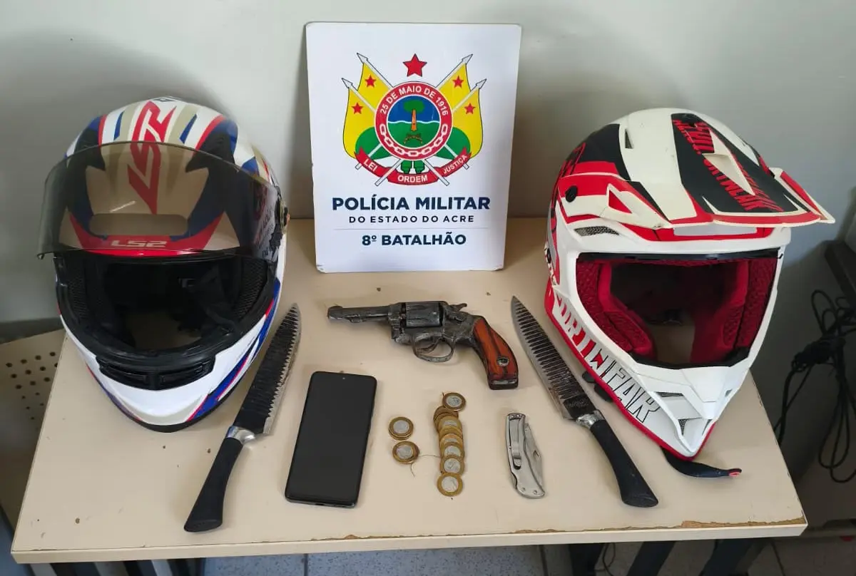 PM prende quatro adolescentes após roubo a residência no interior do Acre