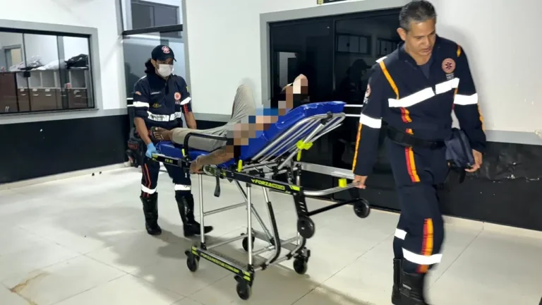 Homem agride esposa, é preso e acaba ferido a facadas em Rio Branco