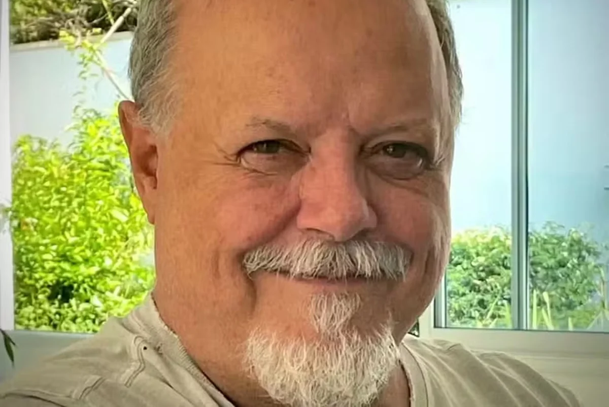 Morre o ator Roney Facchini, de “Rá-Tim-Bum” e “Cheias de Charme”, aos 73 anos