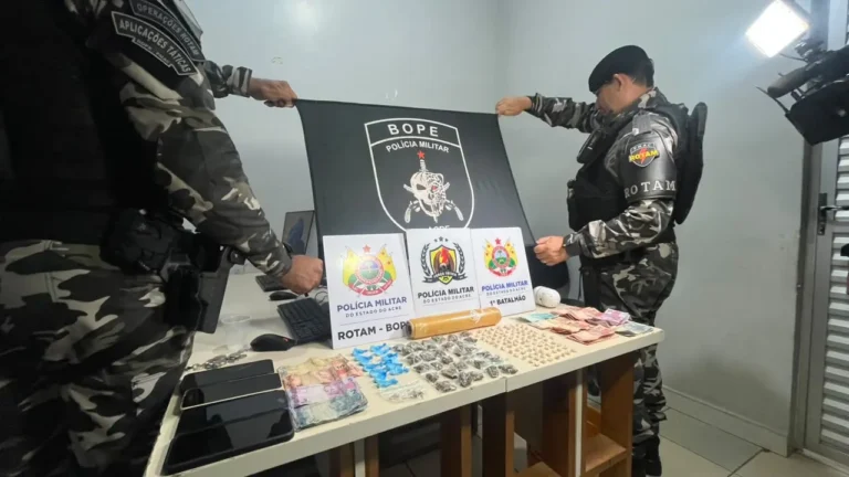 Polícia apreende drogas e dinheiro e prende dois suspeitos em Rio Branco