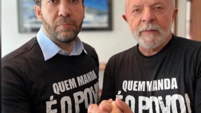 Janones diz que canal pode sair do ar perto do debate da Globo