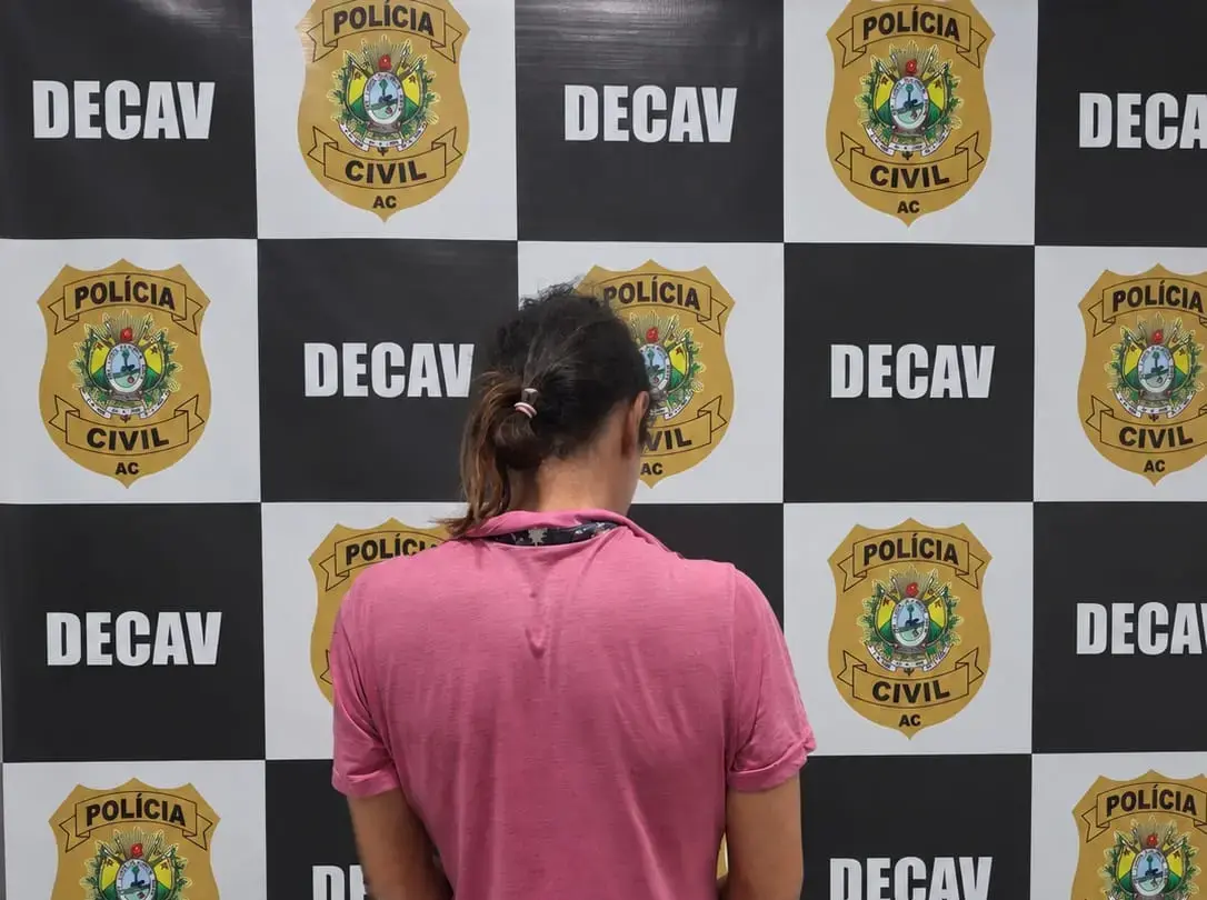Homem é preso suspeito de abusar de irmãos de 10 e 12 anos em Rio Branco