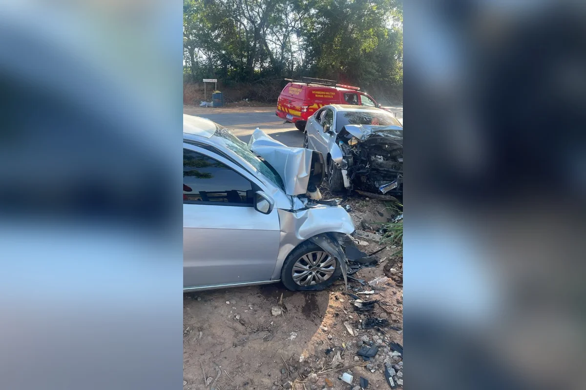 Casal morre e bebê de 10 meses fica ferido em colisão frontal