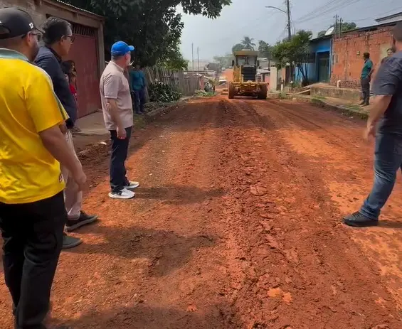 Alysson anuncia recuperação completa da Rua da Felicidade no Bairro Vitória