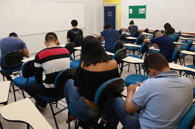 Raízes da Floresta”: aulão gratuito prepara estudantes para o Enem