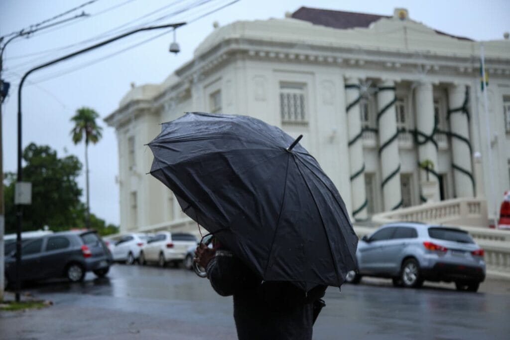 Acre tem risco de temporais nesse fim de semana