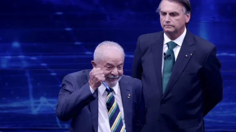 Quem gastou mais no cartão corporativo Lula ou Bolsonaro?