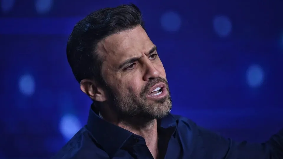 Em evento de Flávio, Marçal dá instruções parecidas com as de Janones a