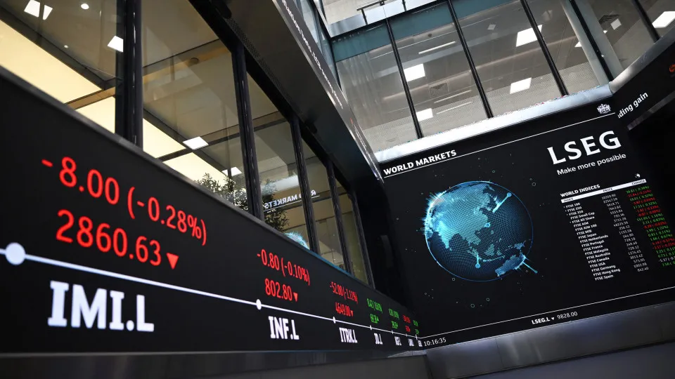 Bolsas da Europa operam sem rumo único com balanços antes de decisão do BCE