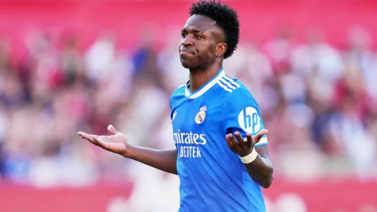 Vinicius Junior vive pior início de temporada pelo Real e preocupa Mourinho