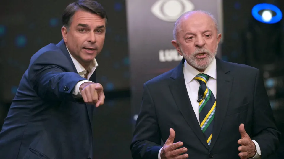 Lula vai ao debate da Globo após cobrar sigilos de Flávio?