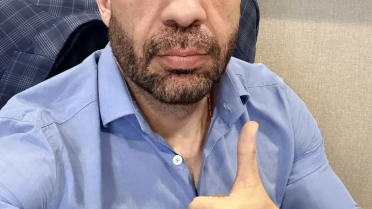 Quem é Mariana? Janones promete revelação sobre Flávio Bolsonaro hoje
