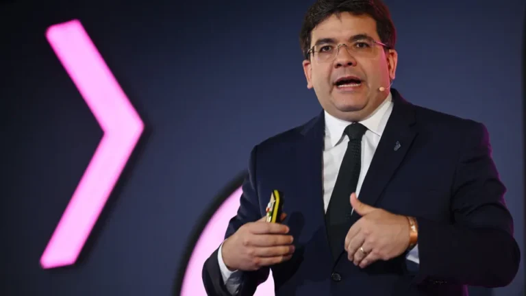 Buscas por Rafael Fonteles, cotado para o Ministério da Fazenda, crescem 1.350% no Google