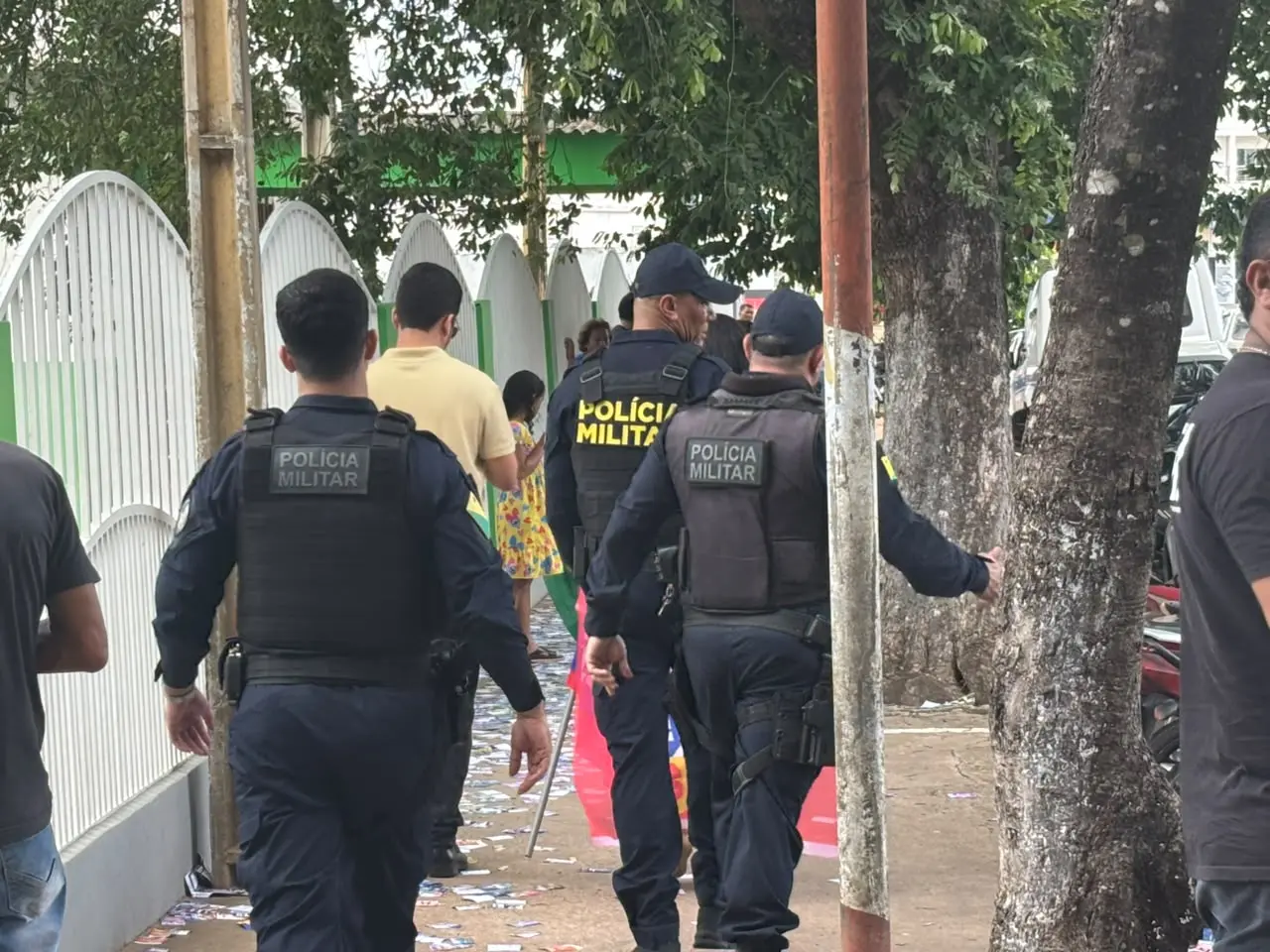 No momento da ocorrência, a mulher utilizava adereços com referências ao Partido dos Trabalhadores