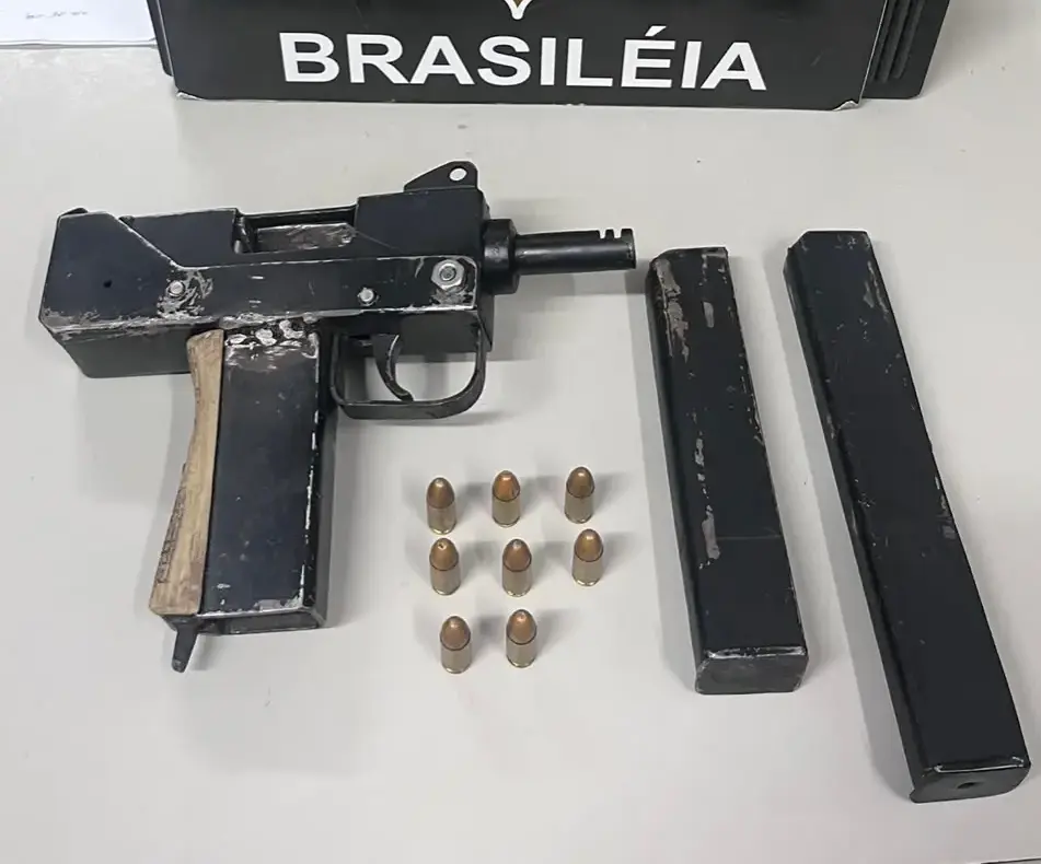 Polícia apreende submetralhadora no interior do Acre