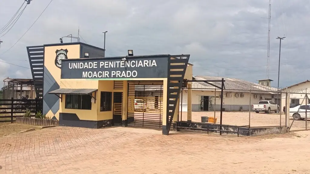 Detentos fogem de unidade prisional durante a madrugada no Acre